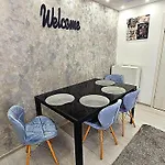 Luxury Paul Apartment Green, Private & Accessible